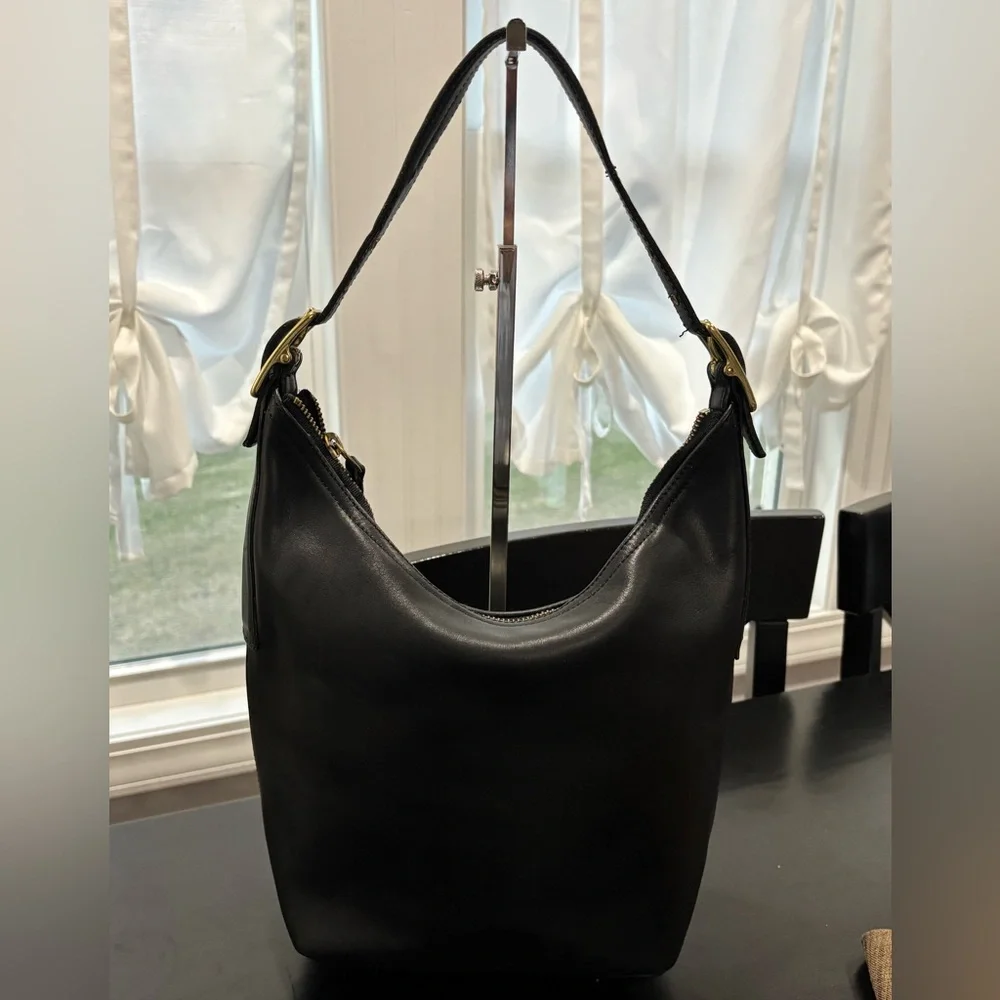 VINTAGE COACH 2001 Legacy West Hobo Black Leather USA - 9823